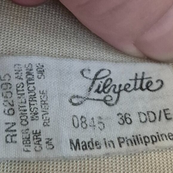 Vintage Lillyette tan bra with lace accent size 36 DD - Picture 2 of 6